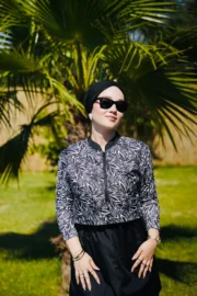 CROP MODEL TESETTÜR MAYO - SİYAH BEYAZ YAPRAK DESEN - Görsel 4
