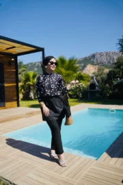 CROP MODEL TESETTÜR MAYO – SİYAH BEYAZ YUVARLAK - Görsel 3