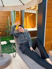 CROP MODEL TESETTÜR MAYO - SİYAH BEYAZ ZİNCİR DESEN - Görsel 2